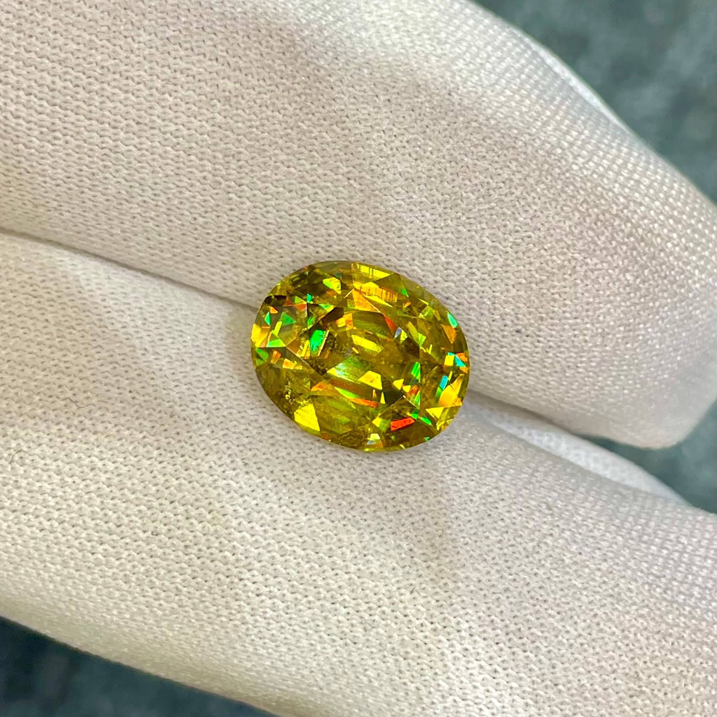 5.80 Carats Fire Effect Sphene Stone