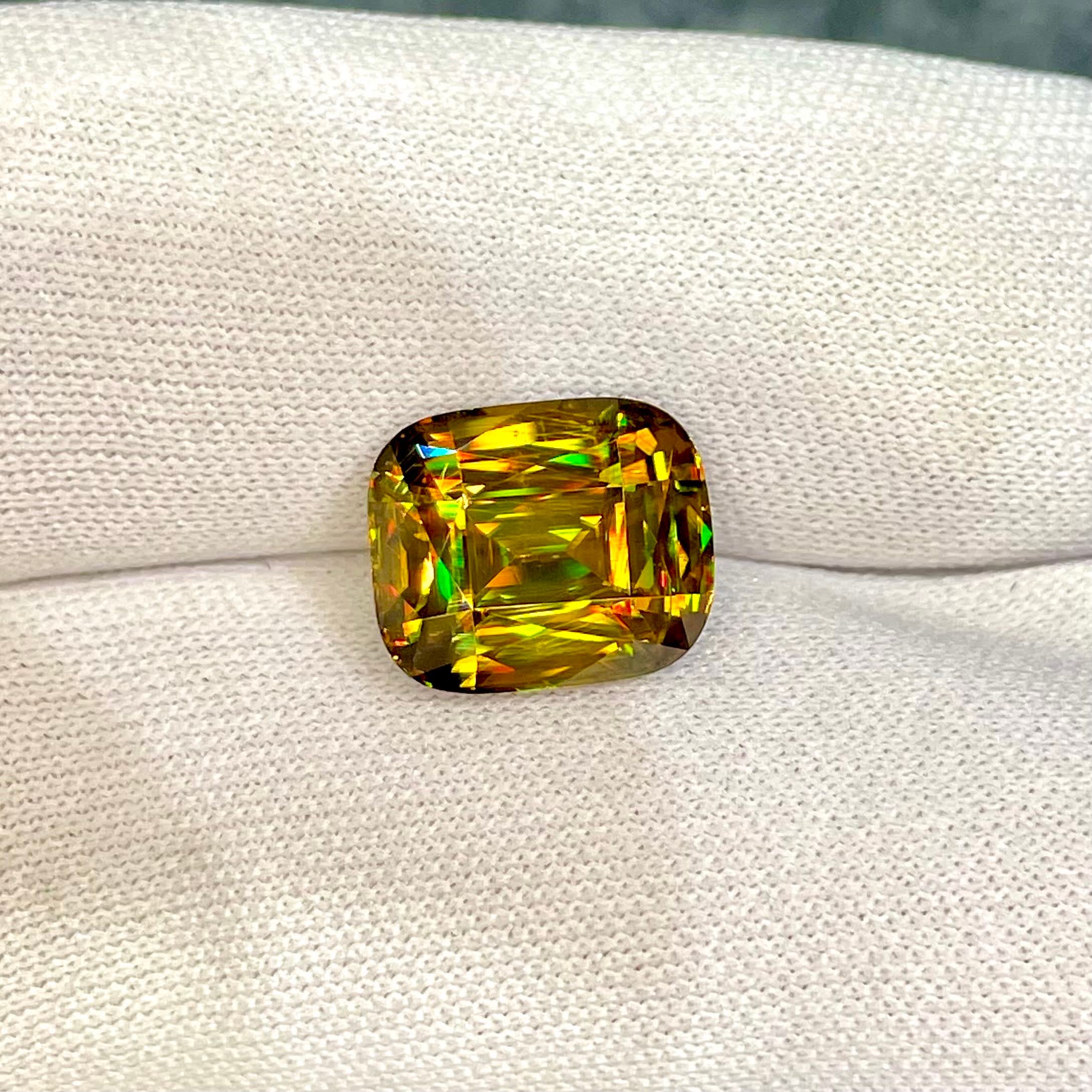 7.68 Carat Fine Quality Sphene Stone