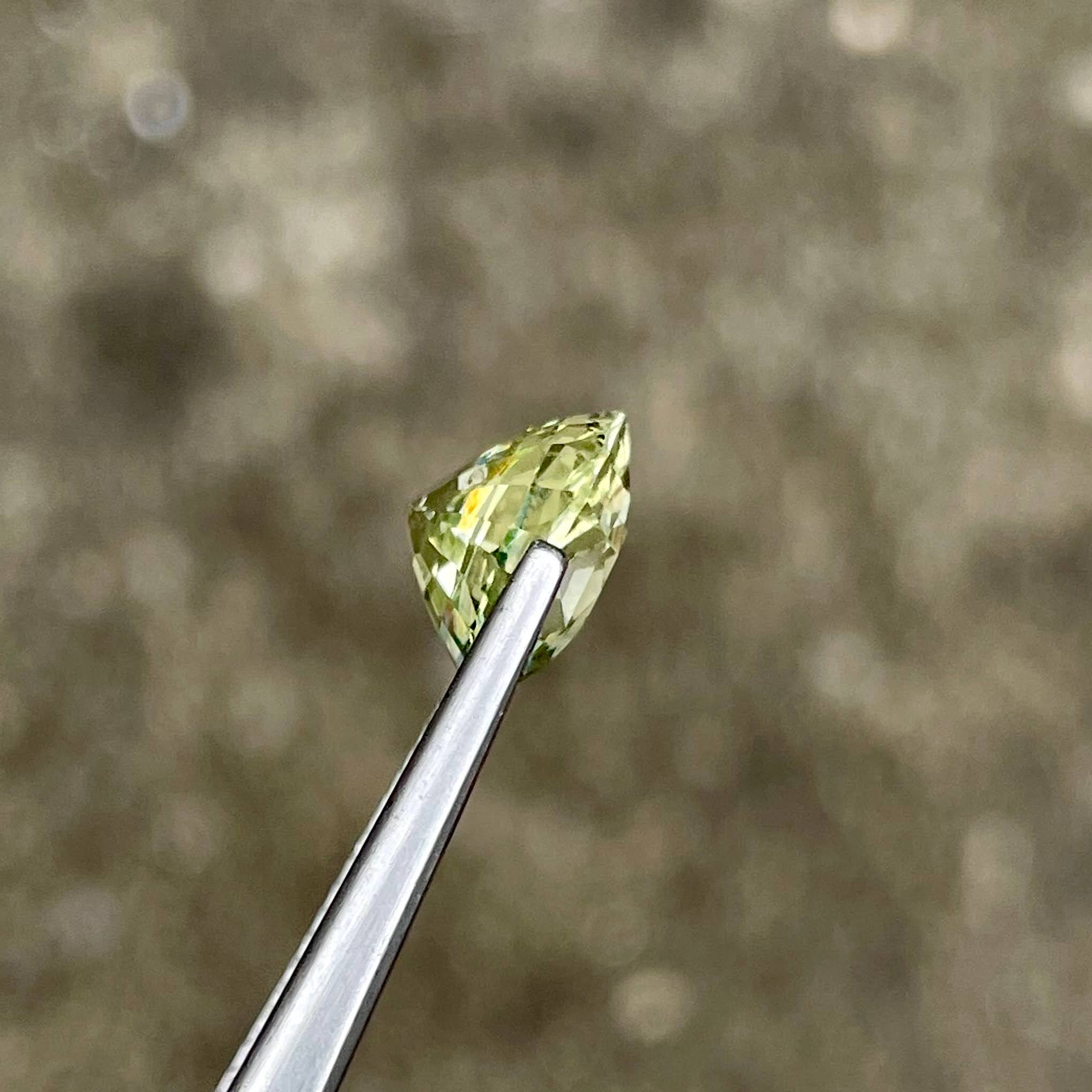 4.99 Carats Certified Yellow Sapphire