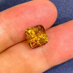 5.00 Carats Fire Effect Sphene Stone