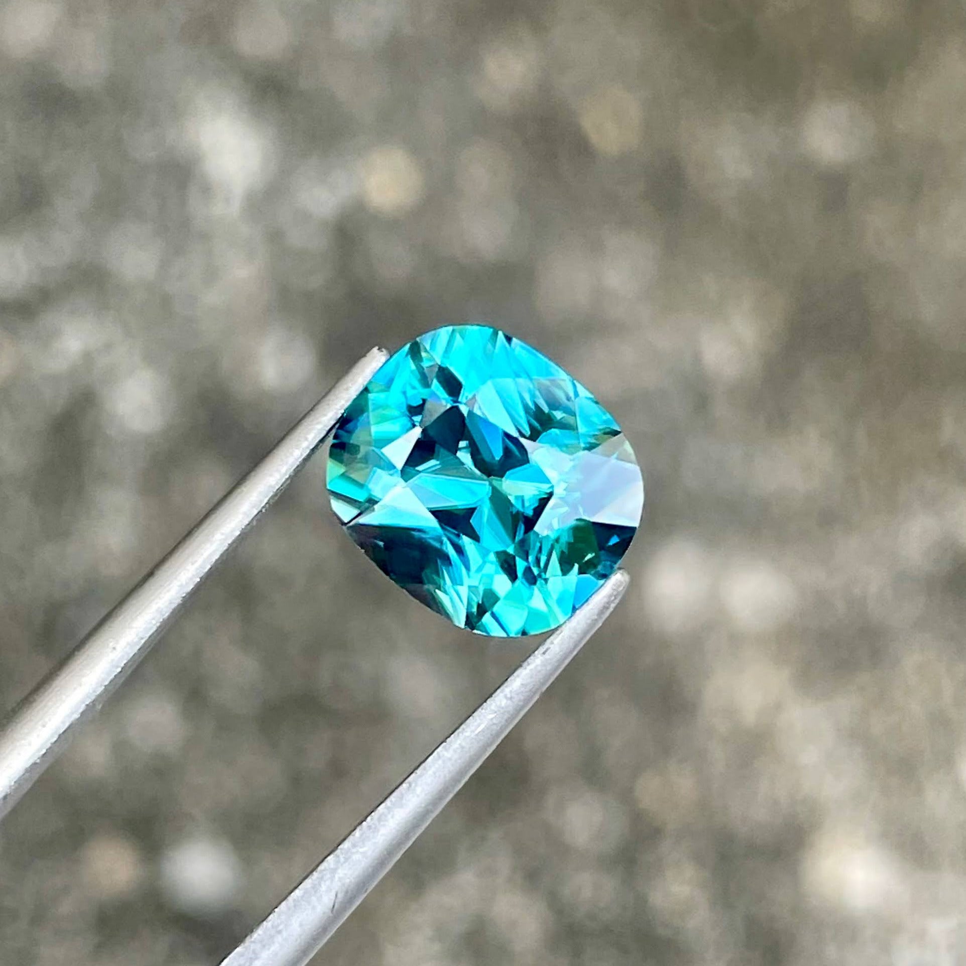 3.61 Carats Blue Cushion Zircon Stone
