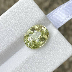 4.99 Carats Certified Yellow Sapphire
