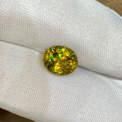 4.80 Carats Fire Luster Sphene Stone