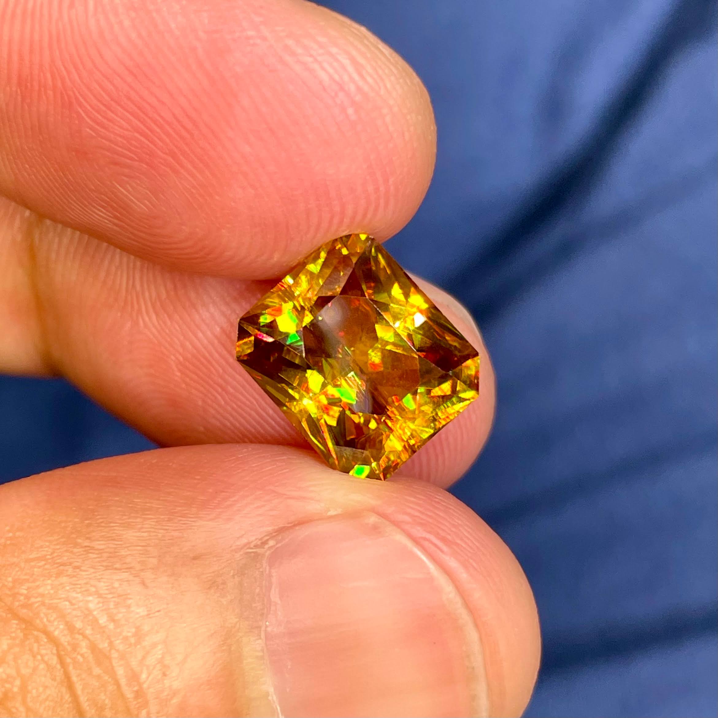 5.31 Carats Fine Quality Sphene Stone