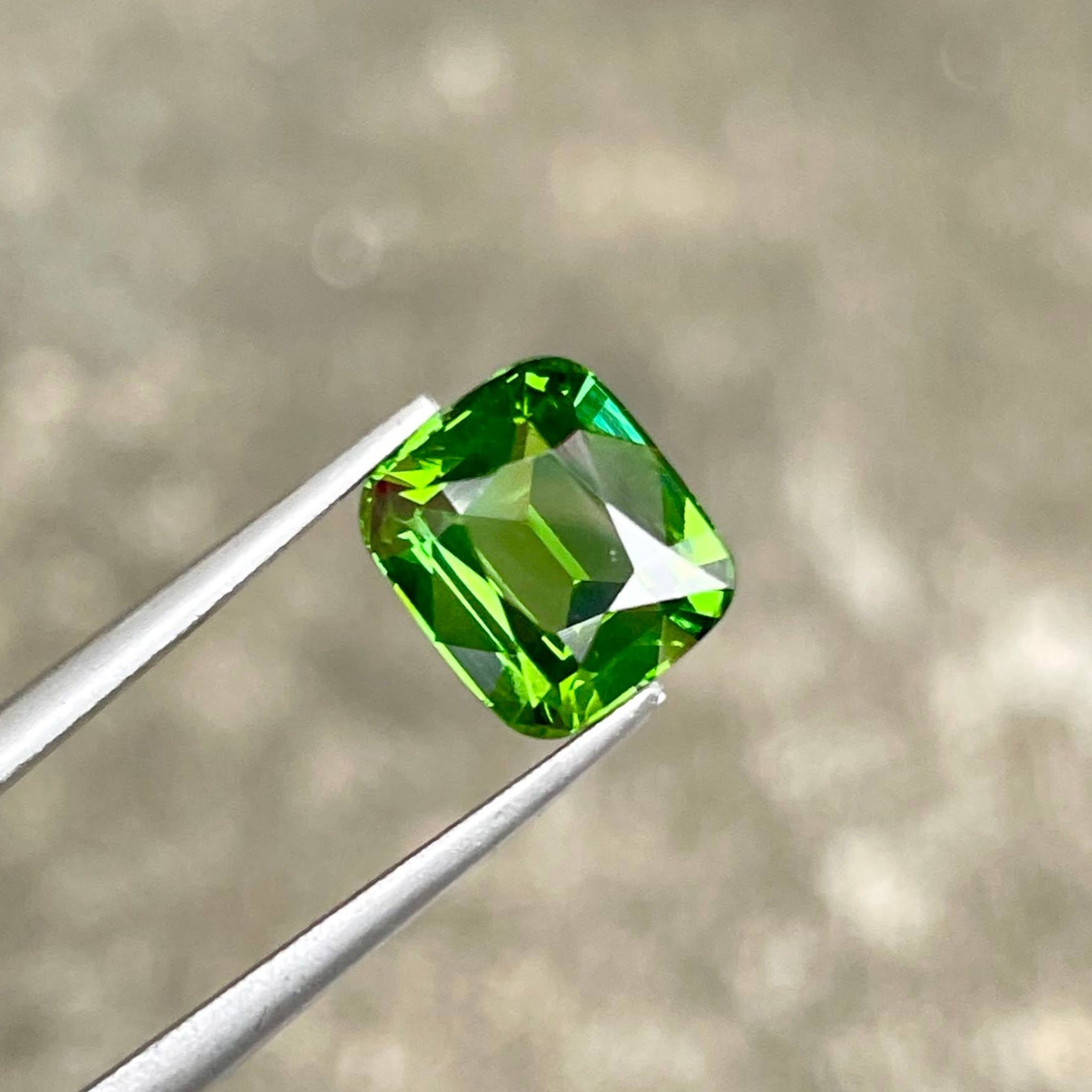 3.38 Carats Fine Quality Green Zircon
