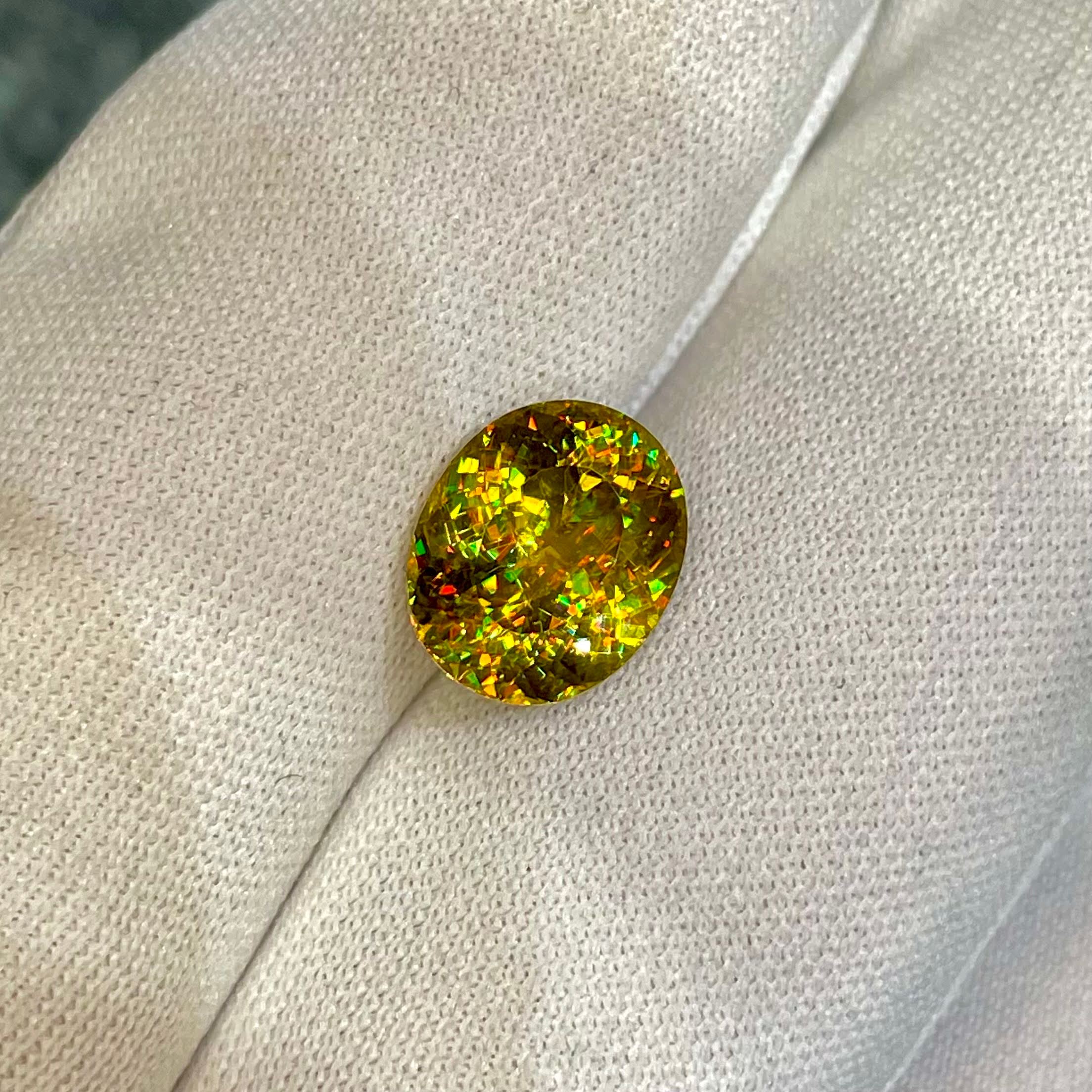 4.80 Carats Fire Luster Sphene Stone