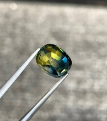 5.94 Carats Certified Parti Sapphire