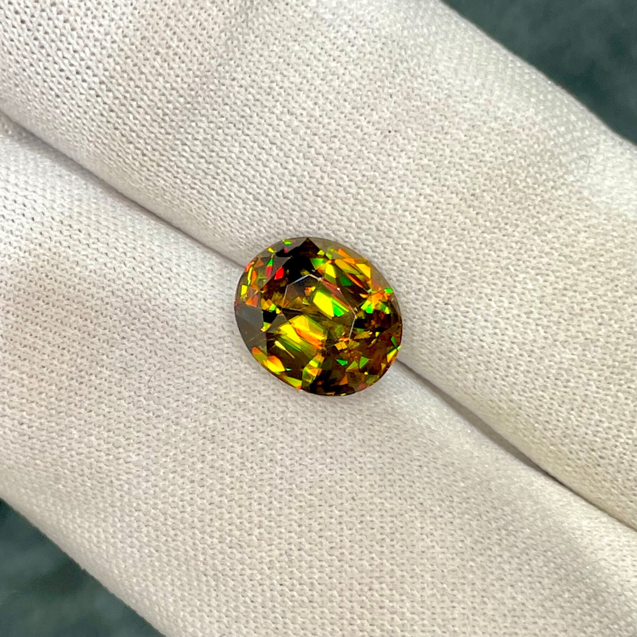 4.75 Carats Oval Cut Sphene Gemstone