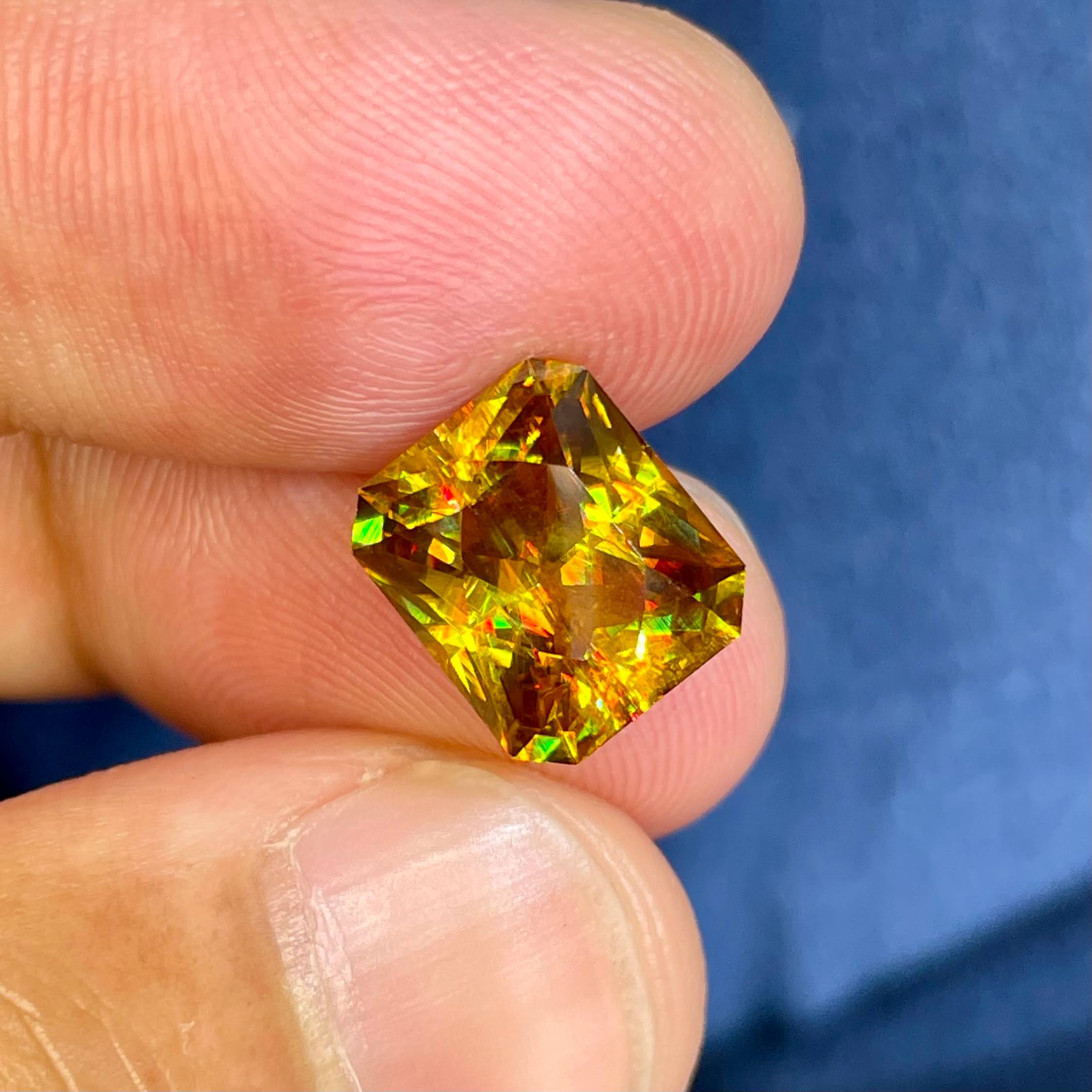 5.31 Carats Fine Quality Sphene Stone