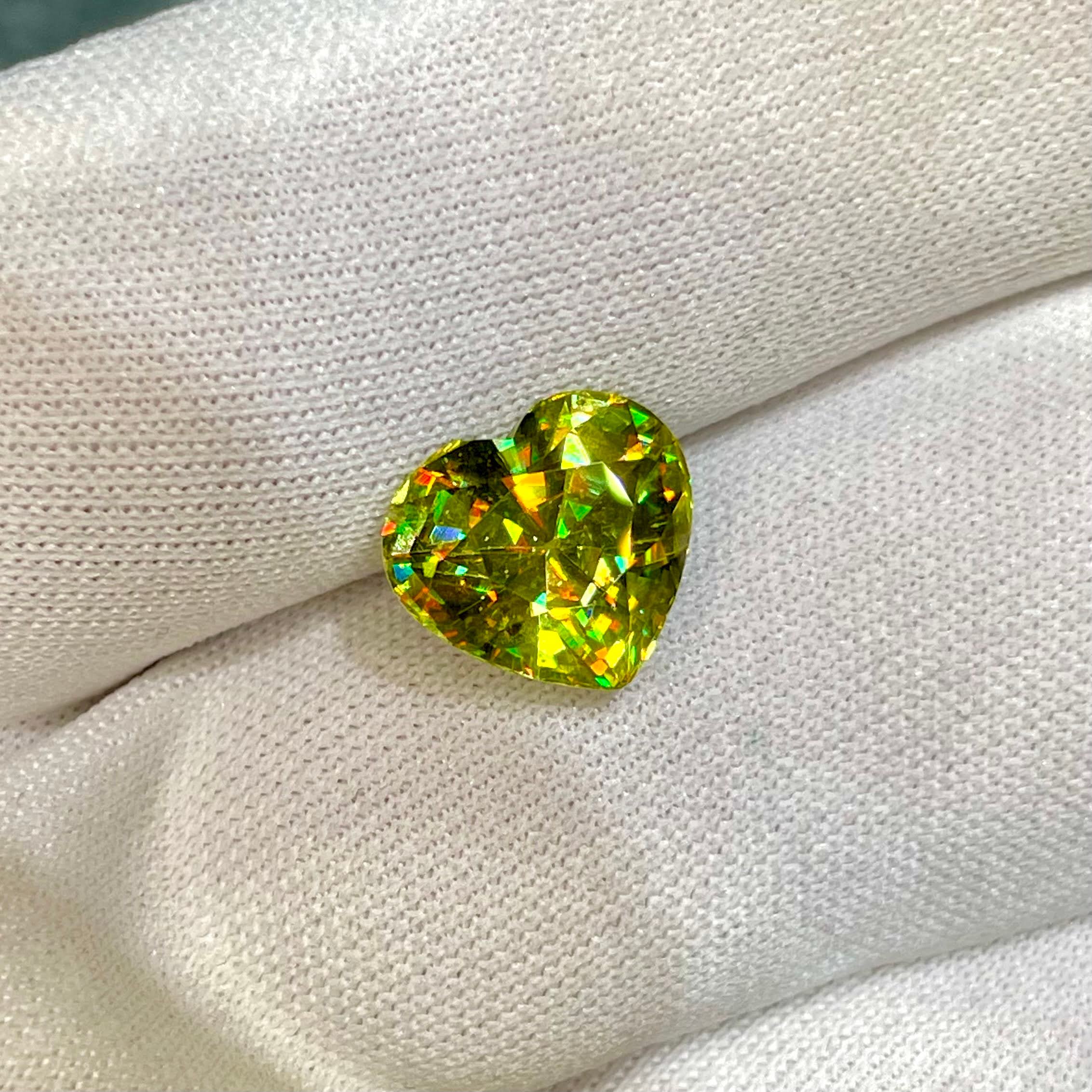  Sphene Gemstone 5.15 Carats
