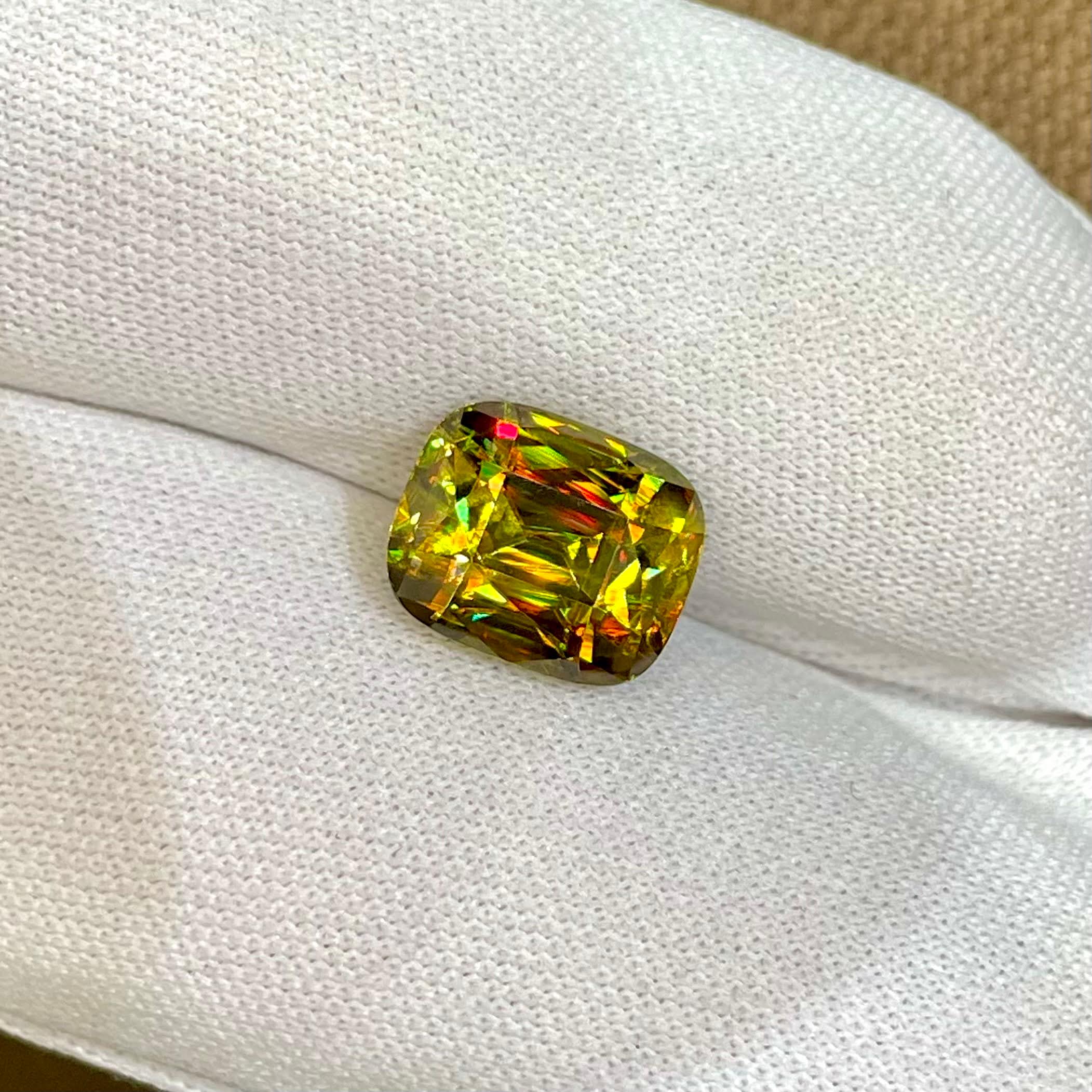 5.35 Carat Fine Quality Sphene Stone